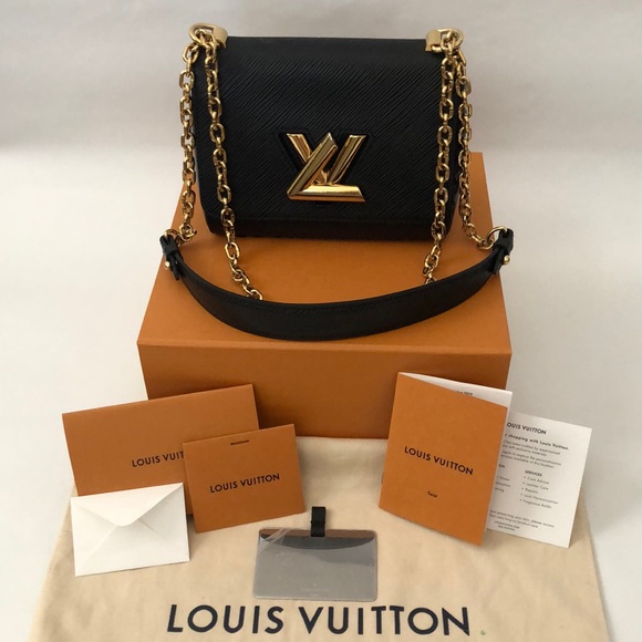 Louis Vuitton Handbags - Louis Vuitton Twist black handbag